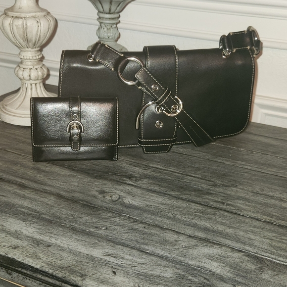 Coach vintage shoulder bag with wallet - Picture 3 of 6